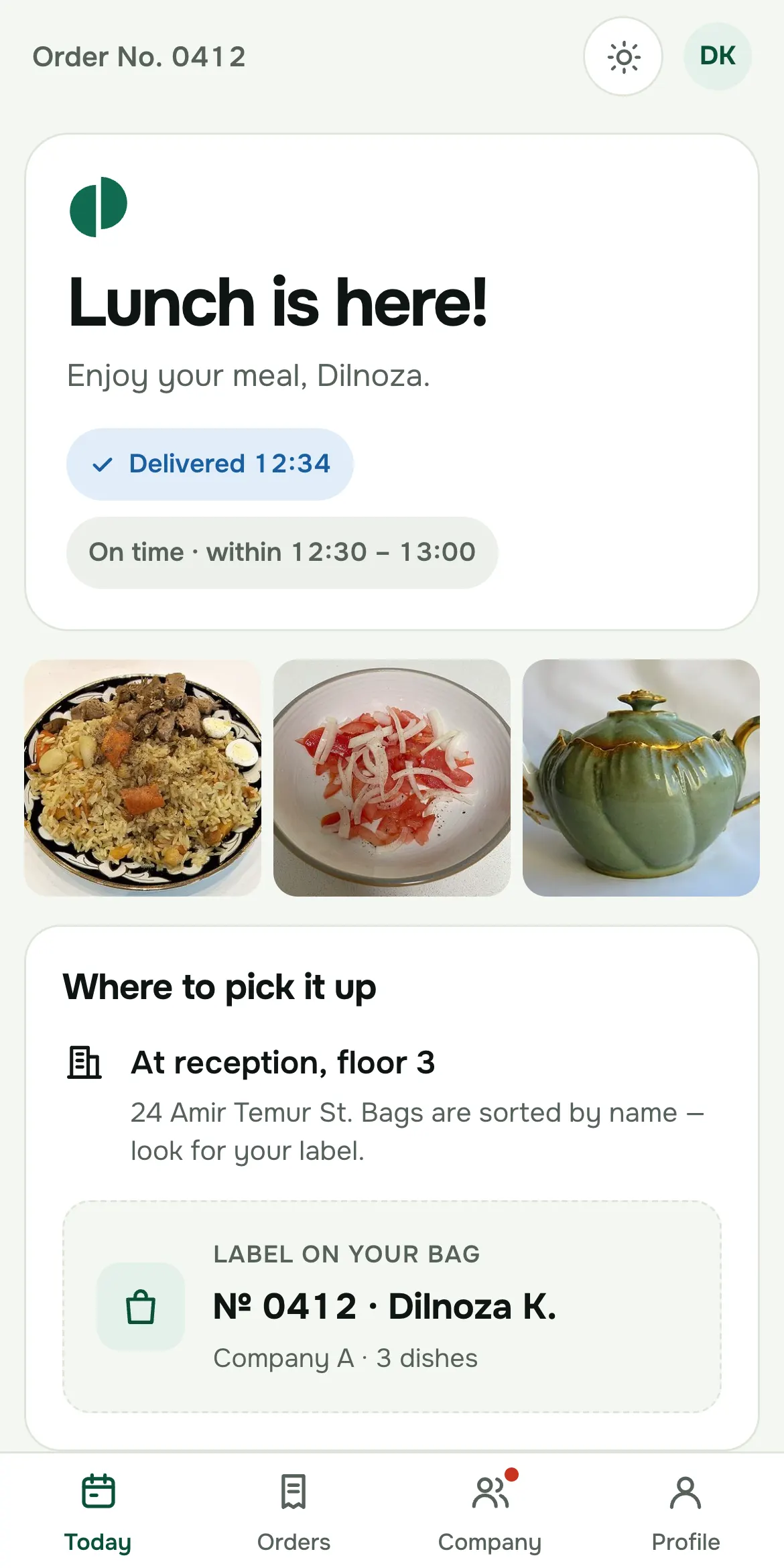 Employee screen: lunch has arrived, where to pick it up and the bag label